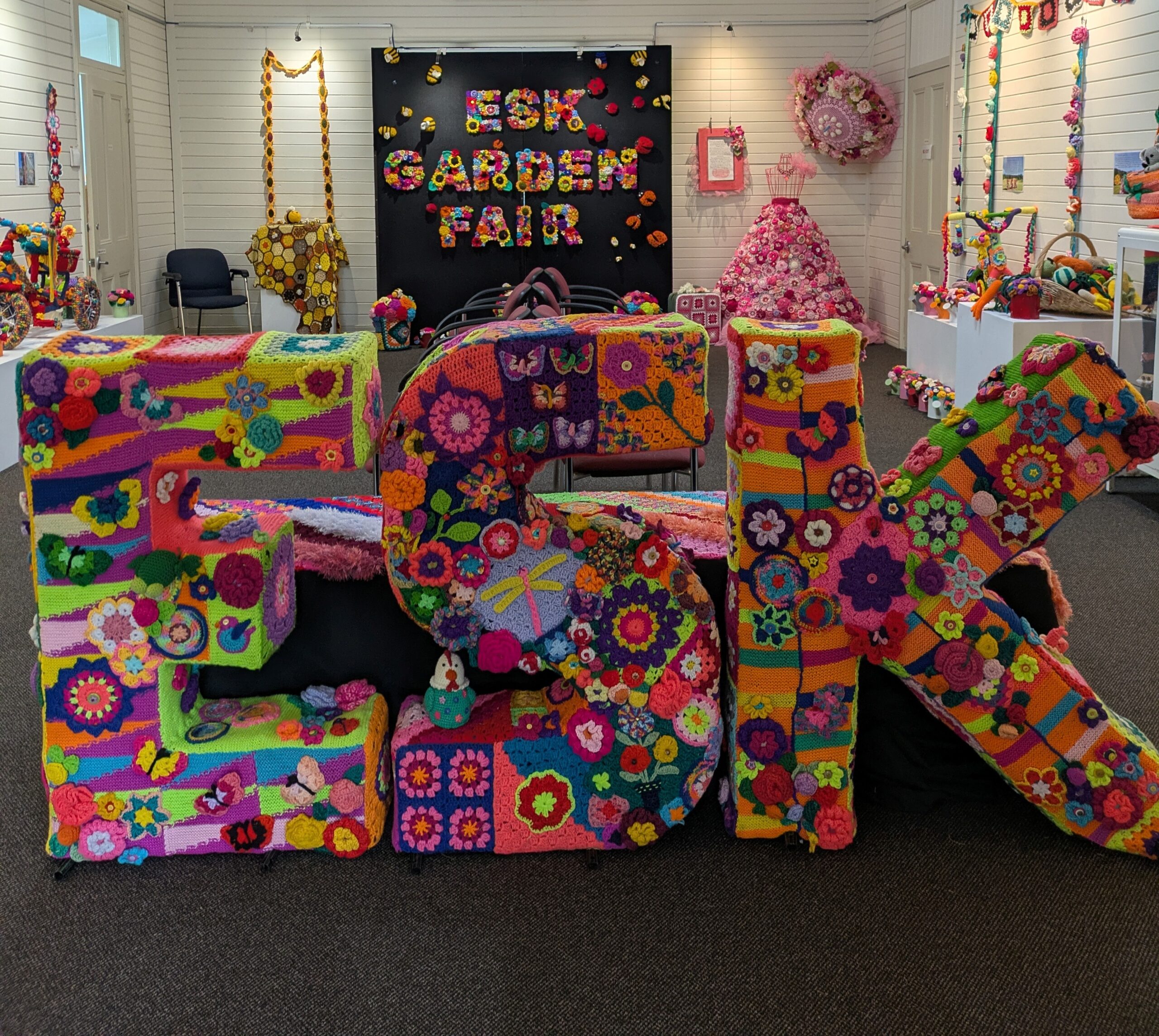 Glen Rock Gallery - Yarnbombing