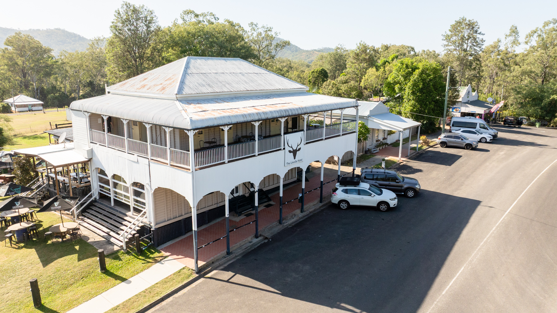 The Linville Hotel - aerial view