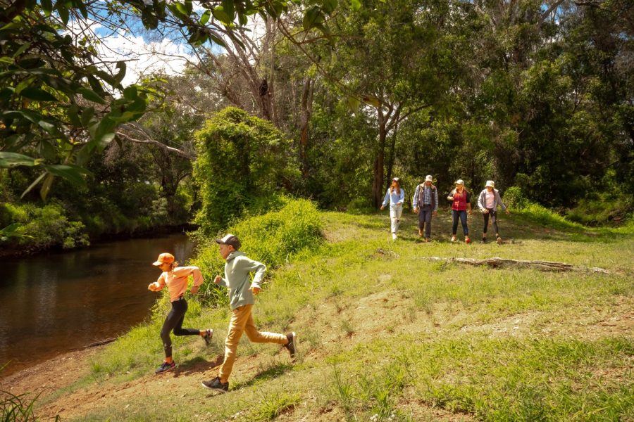Neurum Creek kids run to river